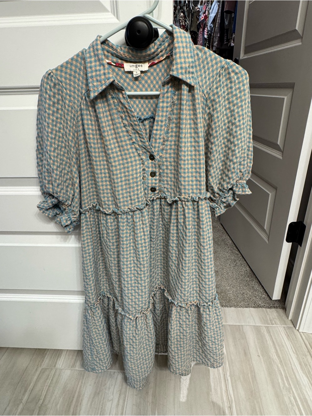 Umgee Blue-Cream Houndstooth Tiered Collared Midi Dress